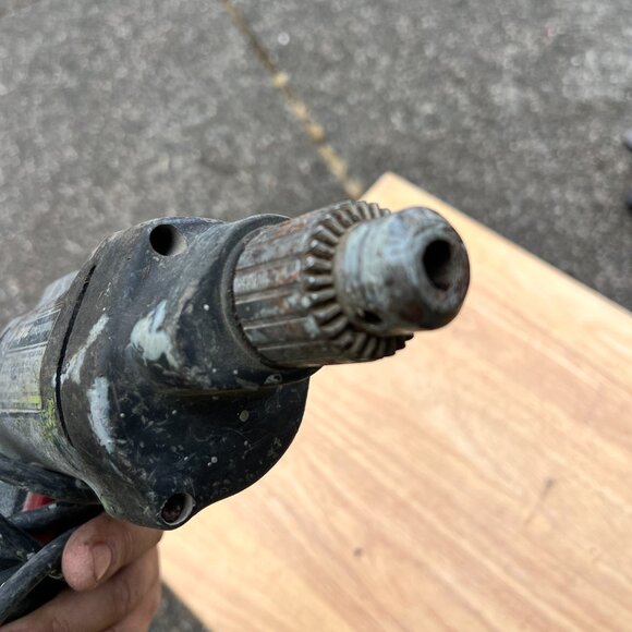 Skil 3/8" Professional‎ High Torque Drill Model 6533 120V 1200RPM - Picture 6 of 7